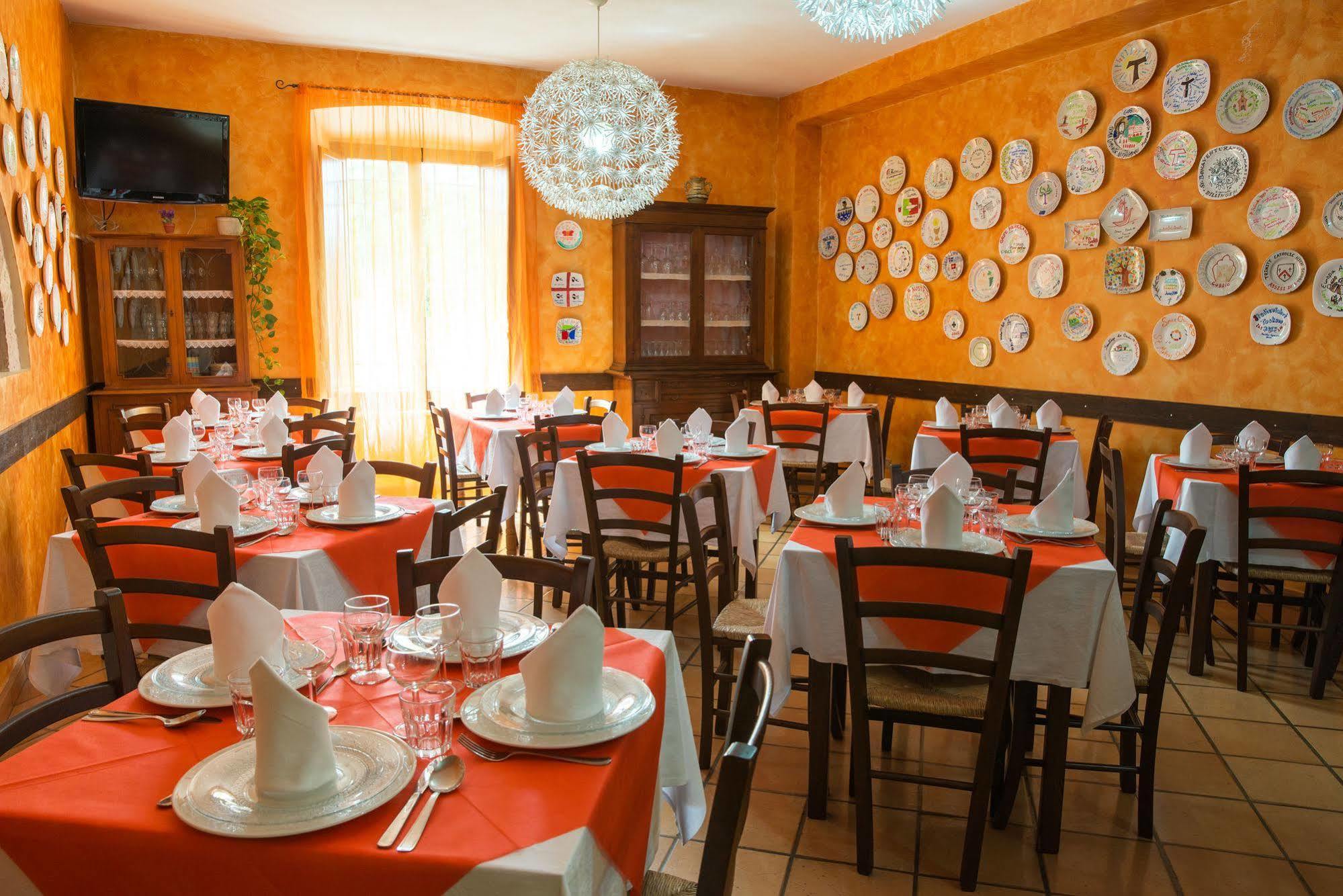 Albergo Ancajani Ассизи Экстерьер фото