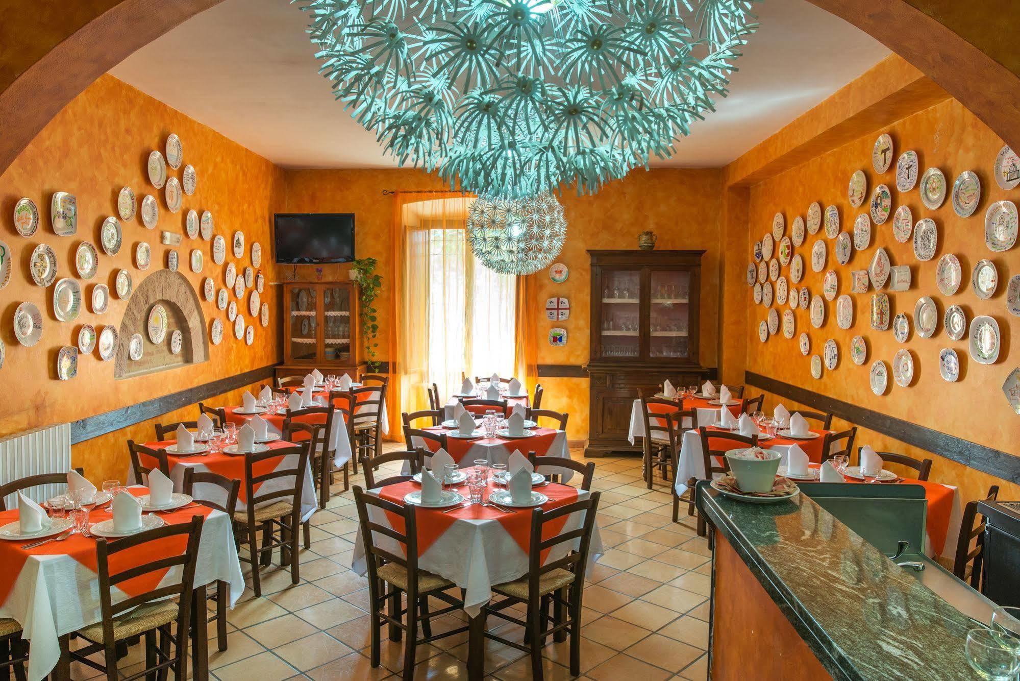 Albergo Ancajani Ассизи Экстерьер фото